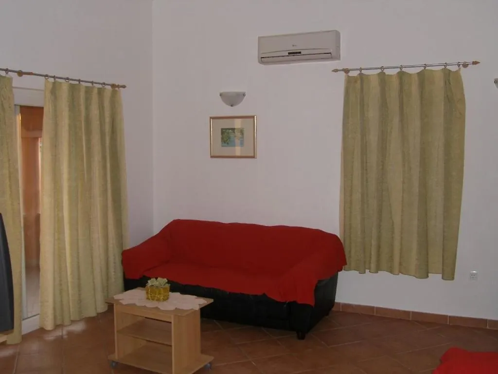 Apartment In Sukosan With Balcony, Air Conditioning, Wifi