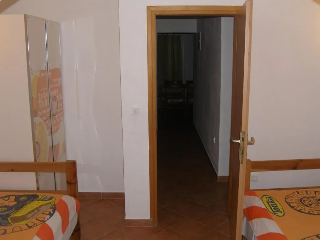 Apartment In Sukosan With Balcony, Air Conditioning, Wifi 0*,